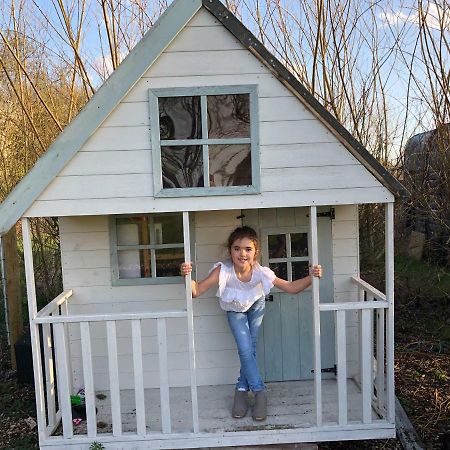 Willow Court Farm The Lodge & Petting Farm, 8 Mins From Legoland & Windsor, 15 Mins From Lapland Uk Luaran gambar