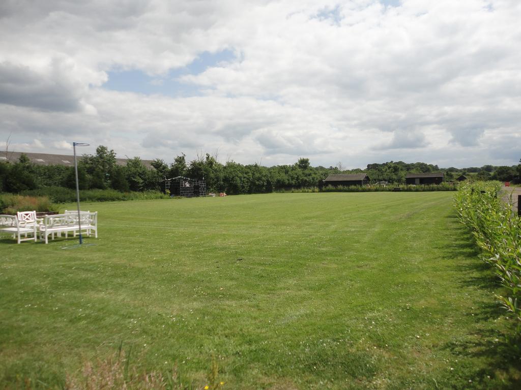 Willow Court Farm The Lodge & Petting Farm, 8 Mins From Legoland & Windsor, 15 Mins From Lapland Uk Luaran gambar